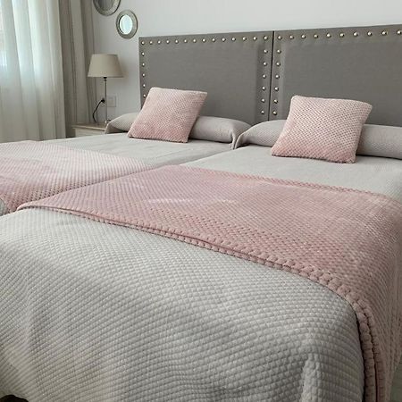 Apartamento Los Arcos Llanes Kültér fotó